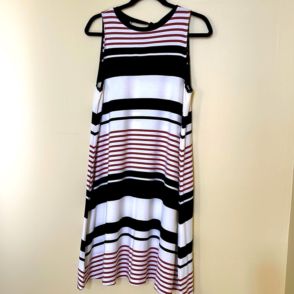 Women’s sleeveless dress